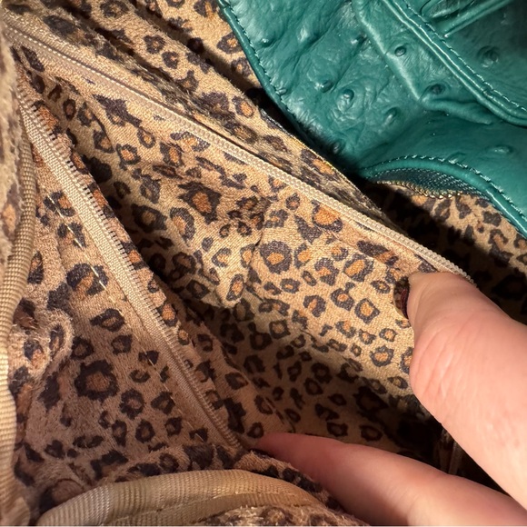 NWOT Isabella Adams Green and Gold Ostrich Designer Purse - Picture 6 of 16